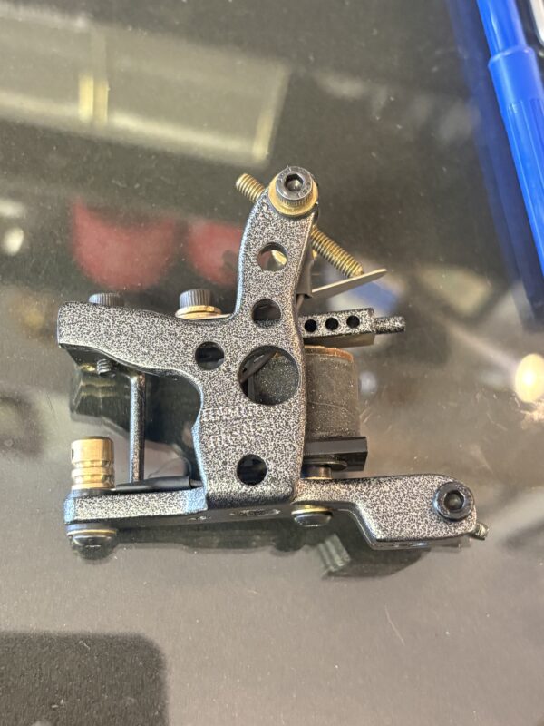 Coil Tattoo Machine | Lining | Outlines | Hardcore Irons | Made in Switzerland | Single Coil